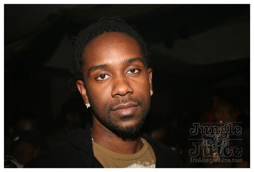 black_and_gold_mar29-113