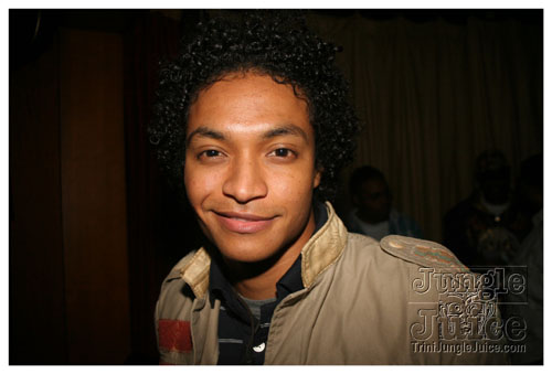 black_and_gold_mar29-139