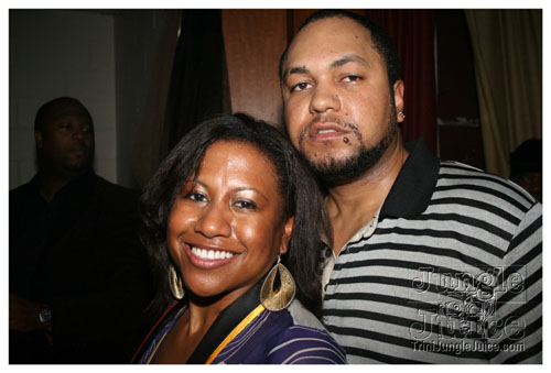 black_and_gold_mar29-144