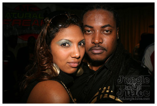 black_and_gold_mar29-146