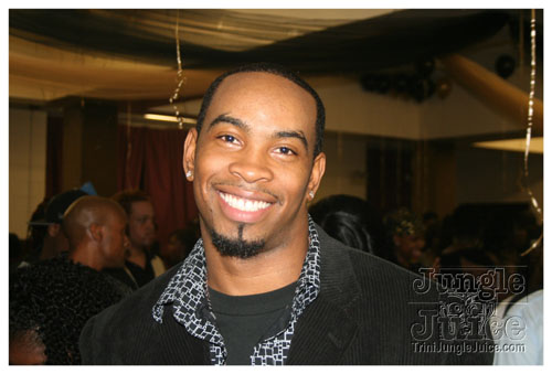 black_and_gold_mar29-151