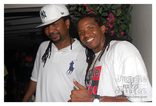 black_n_white_oct10-032