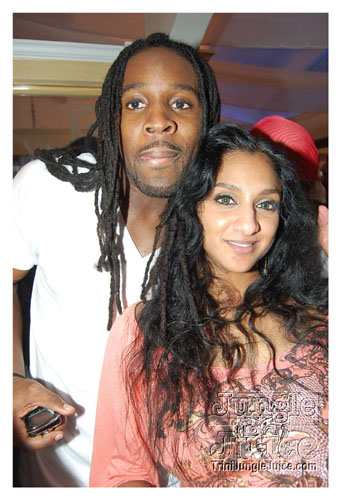 black_n_white_oct10-053