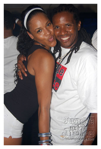 black_n_white_oct10-074