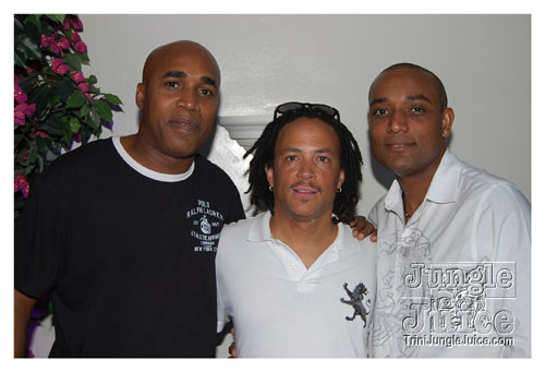 black_n_white_oct10-081