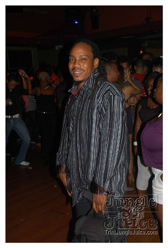 blackvelvet_identify_sept23-008