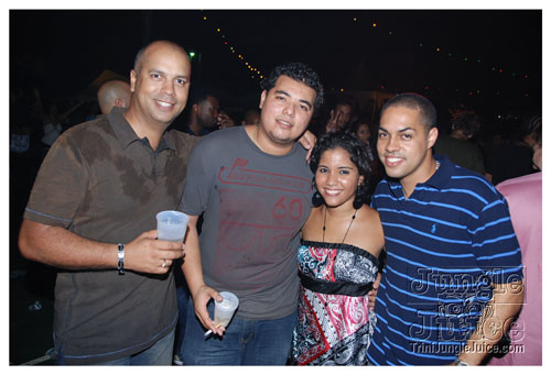 blue_range_all_incl_2008-016