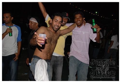 blue_range_all_incl_2008-044