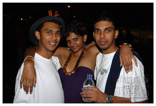 blue_range_all_incl_2008-084