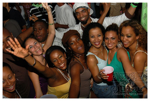 blue_range_cooler_fete_2008-107