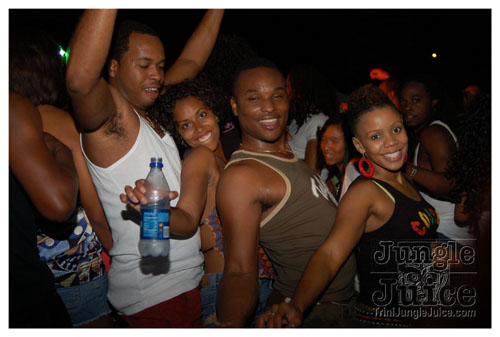 blue_range_cooler_fete_2008-118