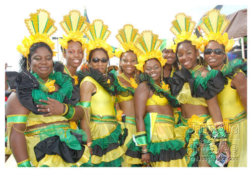 broward_carnival_2008_pt1-073