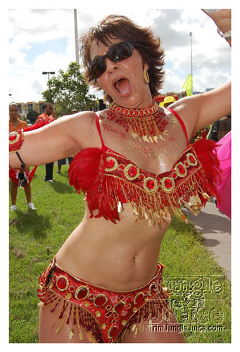 broward_carnival_2008_pt1-137