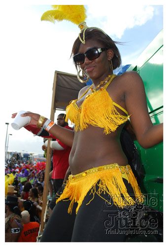 broward_carnival_2008_pt1-179