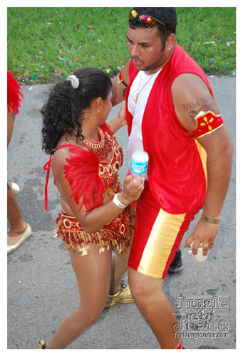 broward_carnival_2008_pt1-191