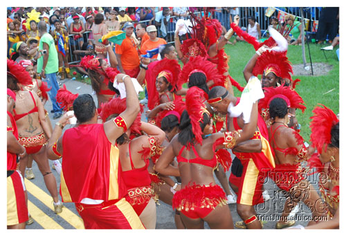 broward_carnival_2008_pt1-192