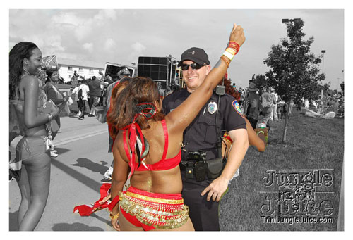 broward_carnival_2008_pt1-218