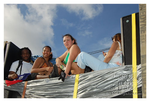 broward_carnival_2008_pt1-221