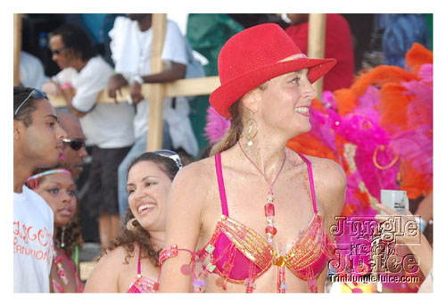 broward_carnival_2008_pt1-257