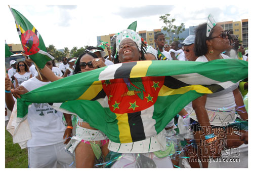 broward_carnival_2008_pt1-263