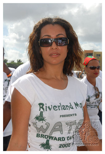 broward_carnival_2008_pt2-003