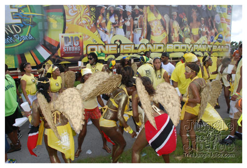 broward_carnival_2008_pt2-036