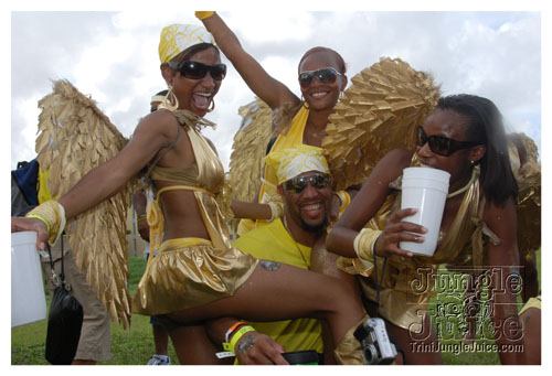 broward_carnival_2008_pt2-047