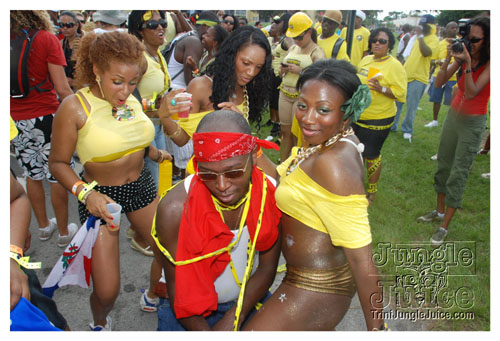 broward_carnival_2008_pt2-072