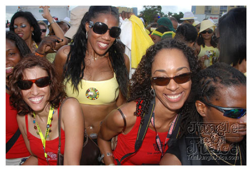 broward_carnival_2008_pt2-077