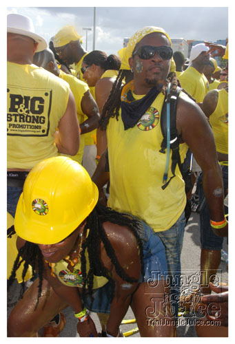 broward_carnival_2008_pt2-085