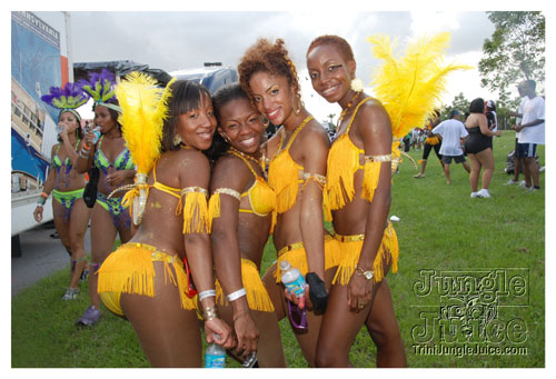 broward_carnival_2008_pt2-101