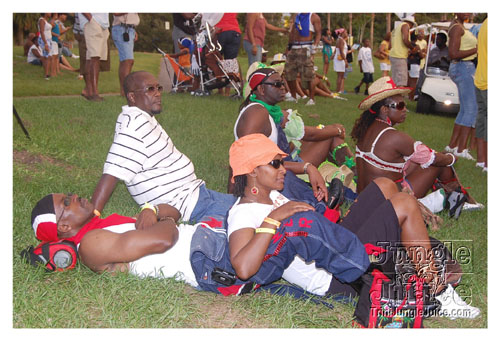 broward_carnival_2008_pt2-146