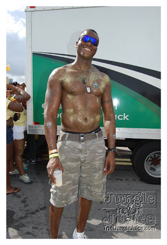broward_carnival_2008_pt2-176