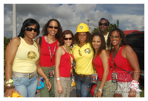 broward_carnival_2008_pt2-184