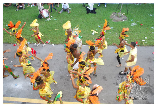broward_carnival_2008_pt2-188