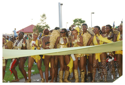 broward_carnival_2008_pt2-189
