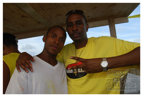 broward_carnival_2008_pt2-211