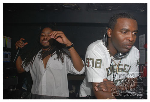 busspepper_nuts_tribute_nov22-139