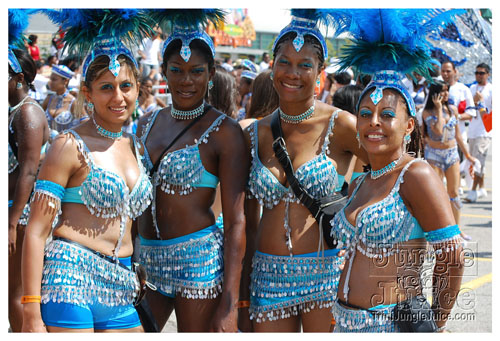 toronto_caribana_08-106