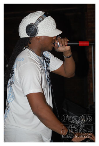 carnival_eruption_may24-047