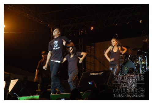 chris_brown_jun28-012