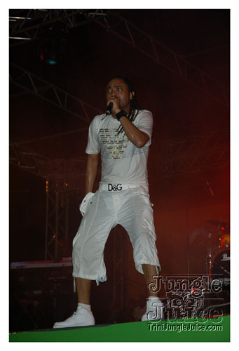 chris_brown_jun28-063