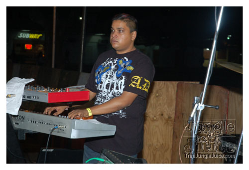 chutney_at_uwi_2008-061