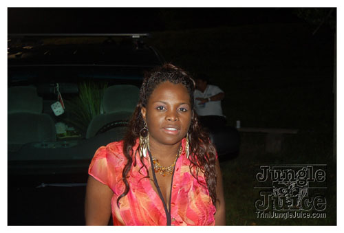 carnival_in_yuh_backyard_08-029