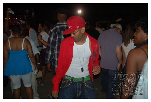 carnival_in_yuh_backyard_08-050