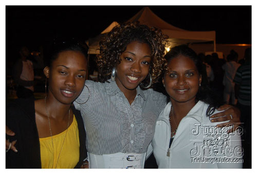 carnival_in_yuh_backyard_08-066