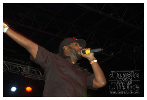 carnival_in_yuh_backyard_08-097