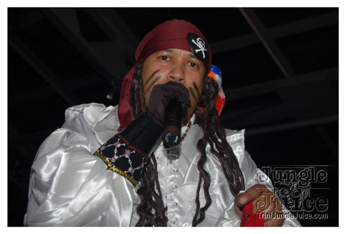 cnz_bandlaunch_2008_pirates-058