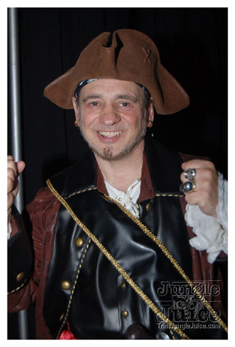 cnz_bandlaunch_2008_pirates-061