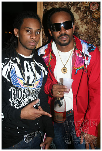 contagious3_nov26-026